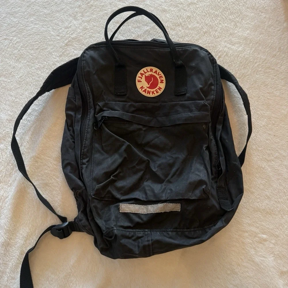Fjallraven Kanken Backpack Black Tote Bag Travel Casual School Back Pack